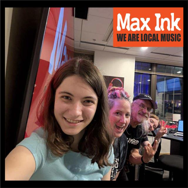 Electric folker Melissa Kieler is Live from the Madcity on Max Ink Radio