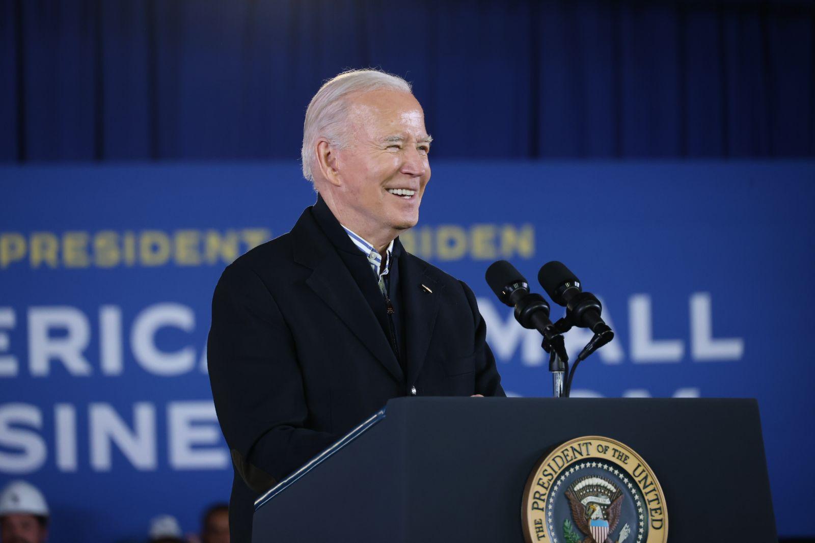 Biden touts economic plans Wednesday in Milwaukee