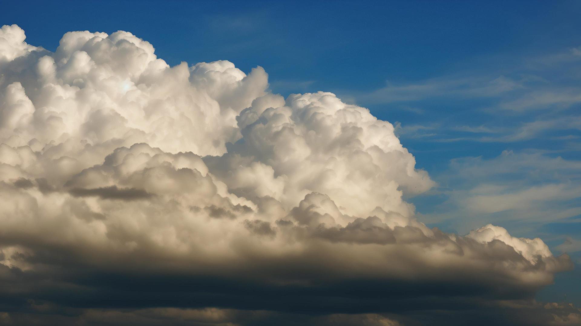 Severe Thunderstorms Set To Spark Southeast