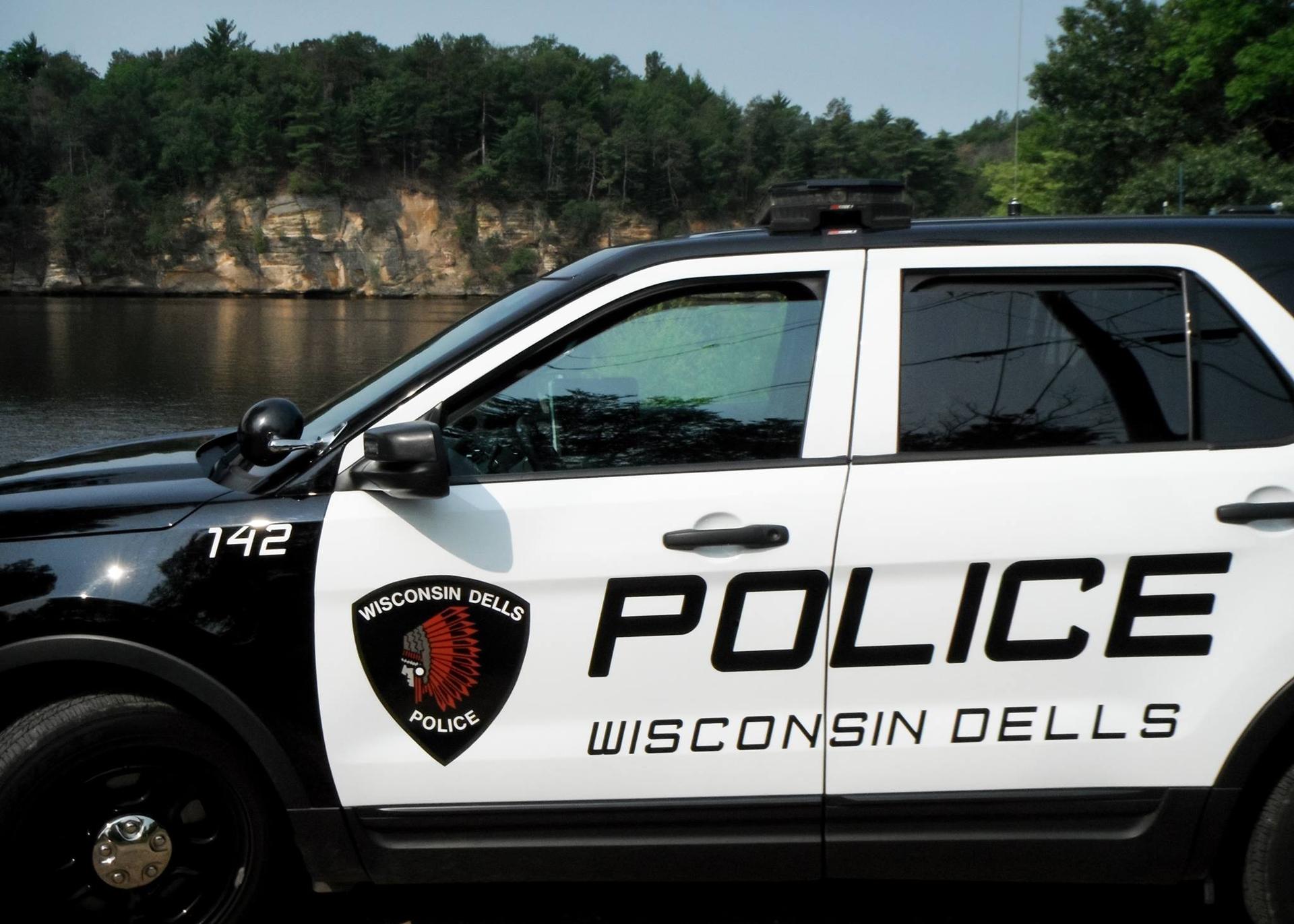 Wisconsin Dells Police Continue Missing Boater Search
