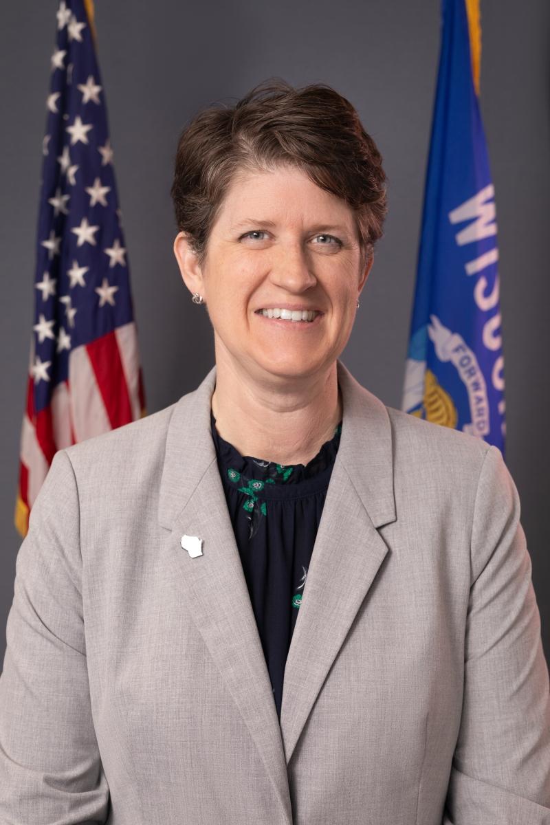 Wisconsin State Superintendent urges leadership support, criticizes federal policy in annual address