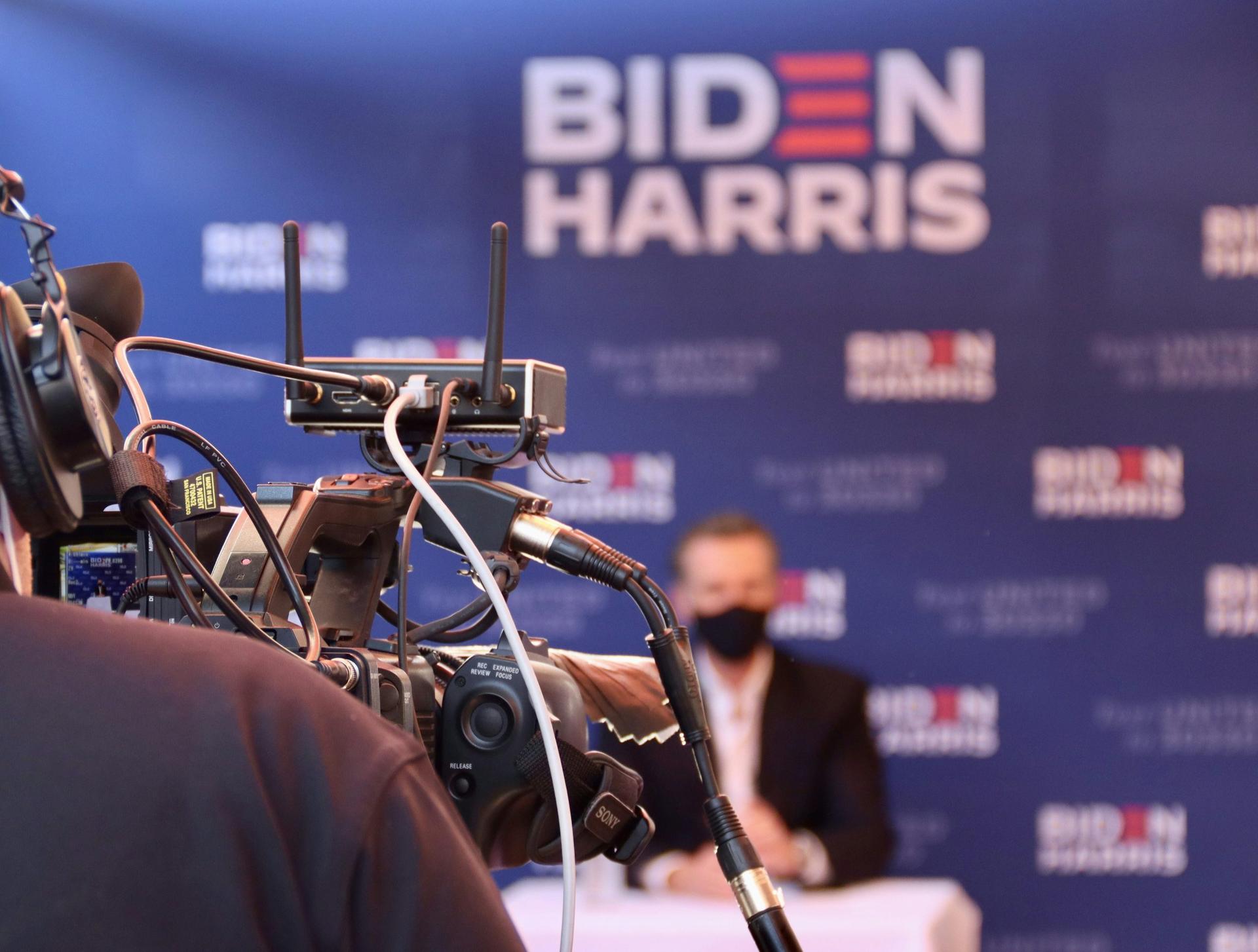 Post-RNC, Harris Heads to Milwaukee Amid Biden Candidacy Questions