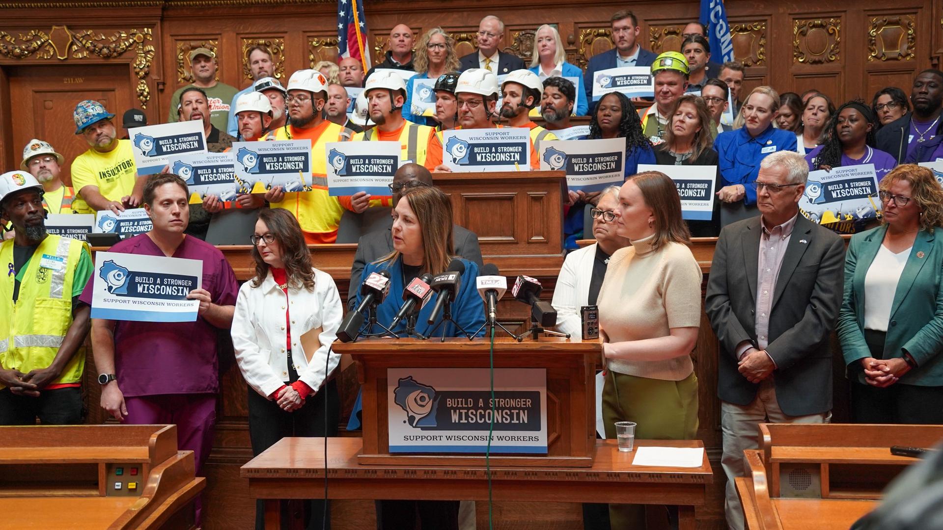 All Wisconsin Democrats sign onto bills that would reverse Republican labor law changes