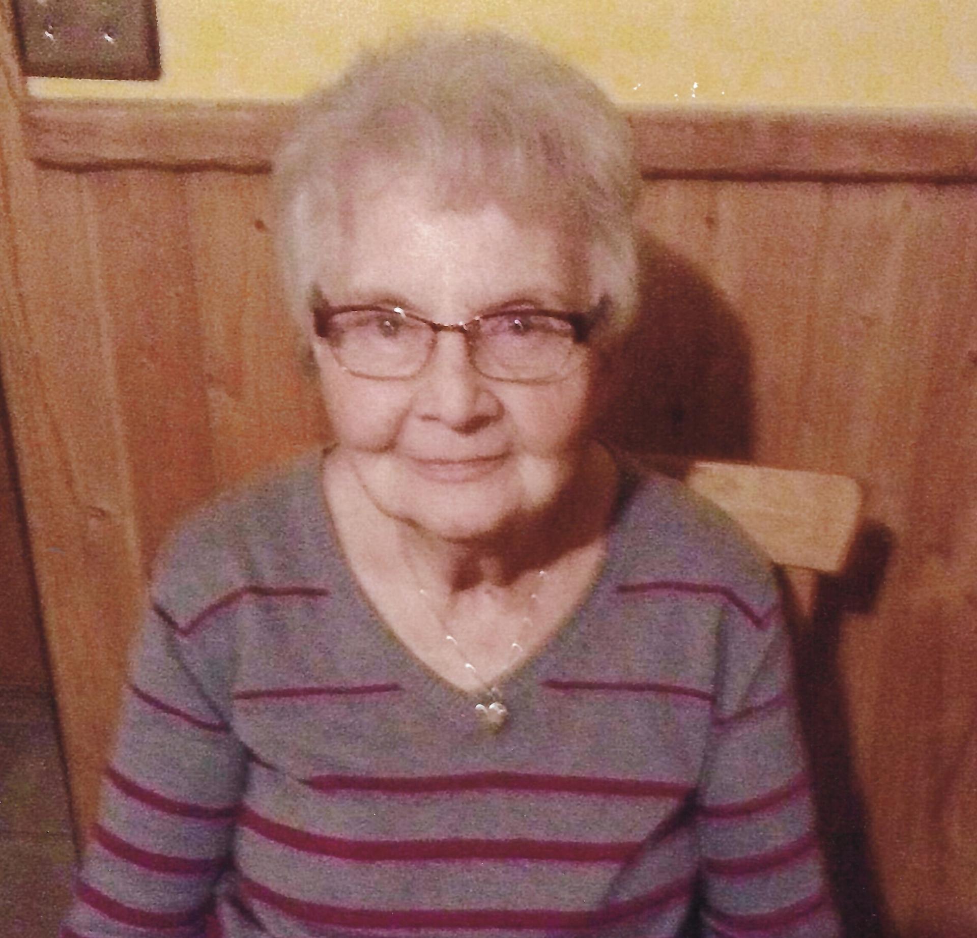 Dorothy Edith Artese, 95, Park Falls